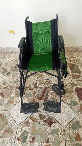 foldable wheel chair for urgent sale only serious buyers contact pls 4