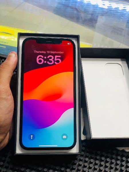 Iphone 12 pro 128gb non pta with box. 2