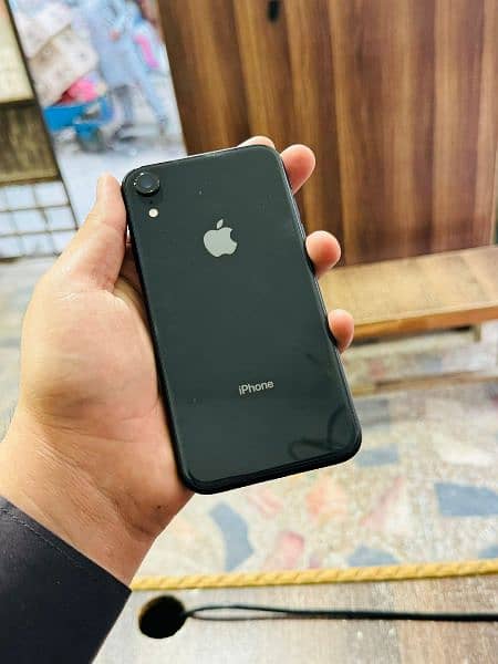 iphone XR Waterpack Non PTA 1