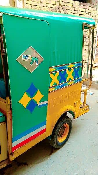 Rickshaw CNG 2