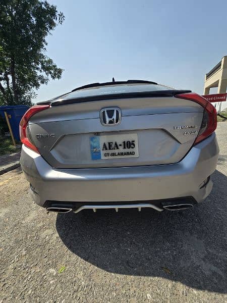 Honda Civic Oriel 2017 6