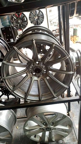 17 inch Alloy rims 3