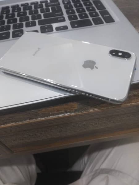 Iphone X 64 Gb PTA Approved 1