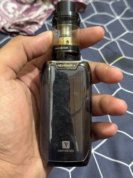 Vaporesso Revenger X 220W vape/pod 3