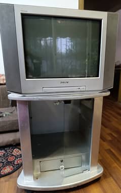 Sony wega trinitron 21" with trolley