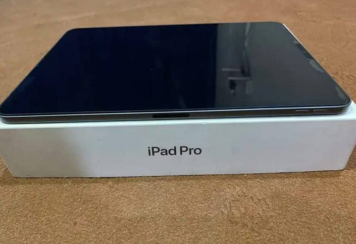 i pad pro m1 chip 3rd generation 128 GB For Sale 0348/6223/788 Wahtsap 2