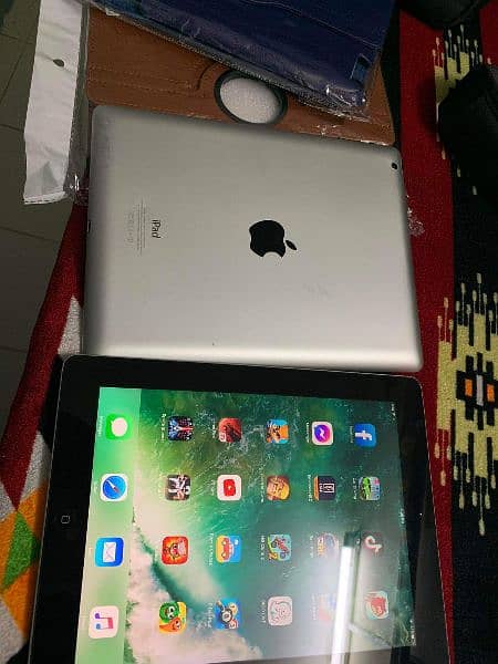 apple I pad 4 32gb available 1