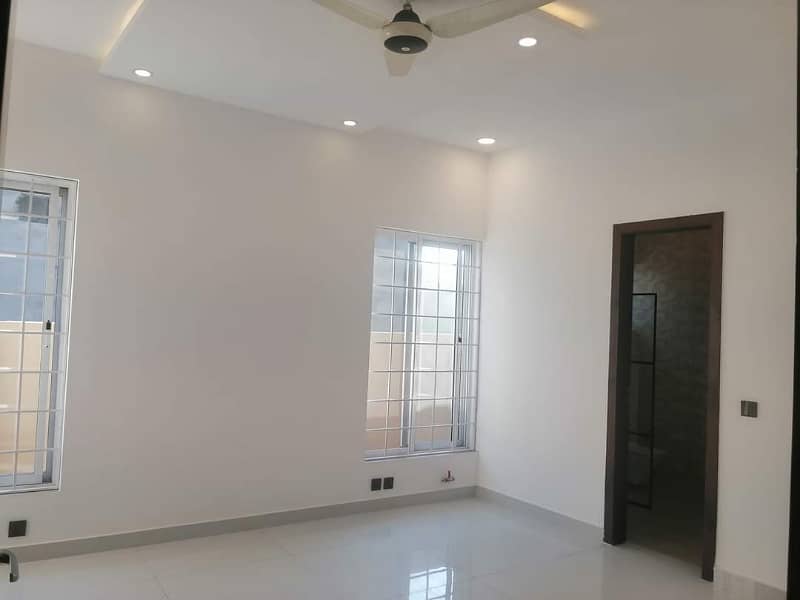 1 Kanal Upper Portion Available For Rent In Gulberg 4