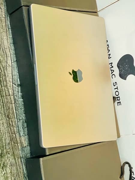 Macbook Pro 2021 M1 Pro Chip 14”inch 32/512 3