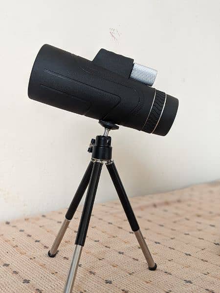 Monocular telescope 1