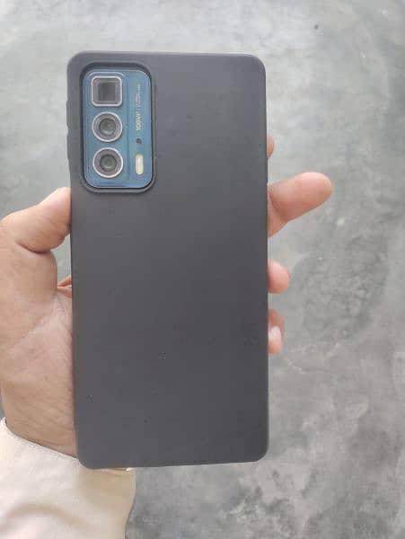 motrola edge 20 pro 1