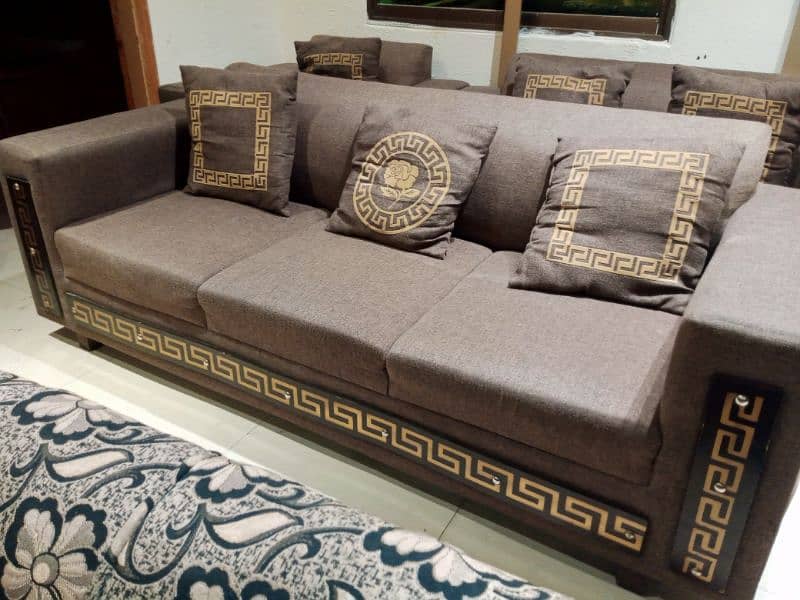 slightly used sofa set 3 2 1 seater call 03124049200 7