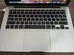 MacBook pro 2014 13 inches RETINA DISPLAY 16 GB RAM 128 GB VER:11.7. 10 0