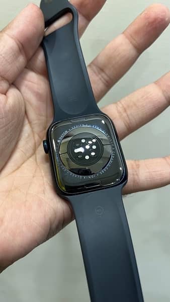 Apple Watch Series 7 45mm 1