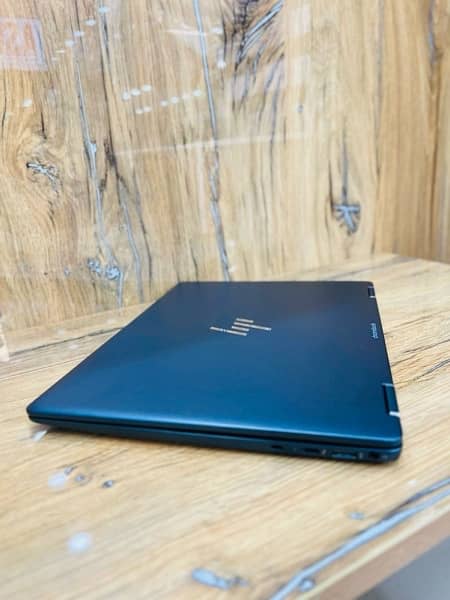 Hp Elite Dragonfly ChromeBook i7-12th Gen 32 Gb Ram 256Gb SSd 3