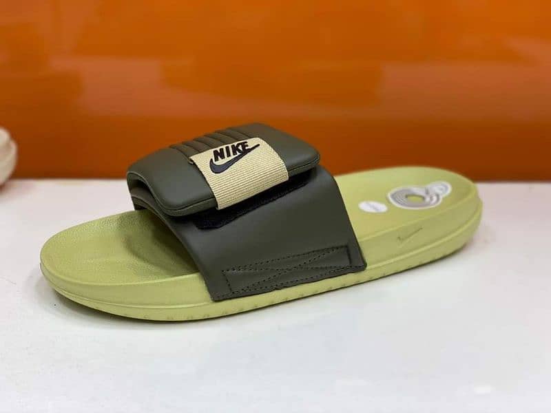 Nike Offcourt adjust slides 1