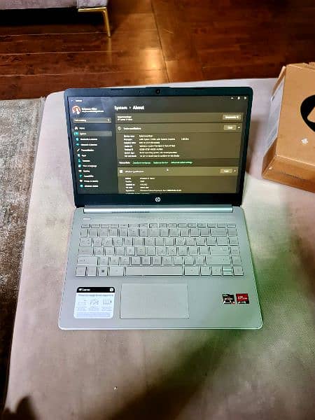 HP ProBook - Ryzen 3 (5300U) - 256 SSD 4