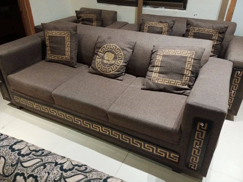 slightly used sofa set 3 2 1 seater call 03124049200 4