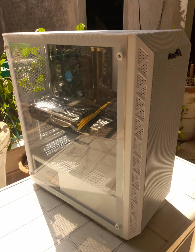 Custom Built 'GAMING PC' i5-4thgen & RX-580 4