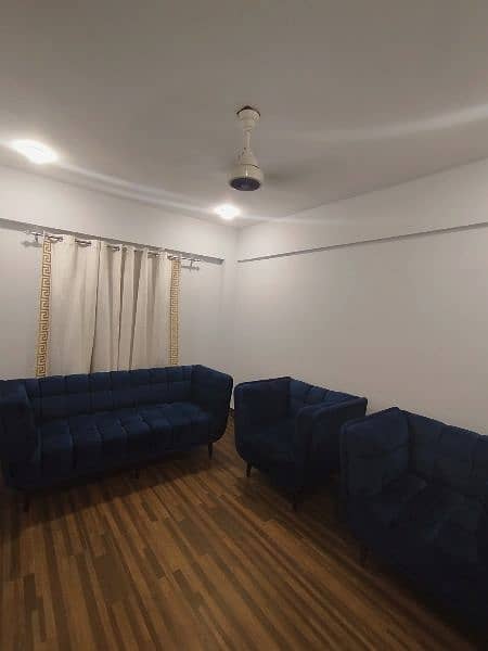 5 seater box shaped blue sofa set 5