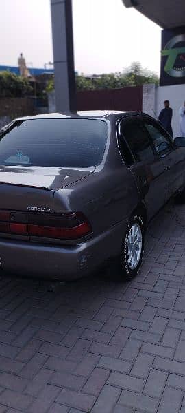 Toyota Corolla XE 1999 7