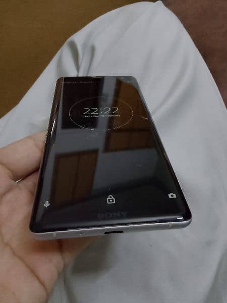 Sony Xperia xz3 for sale. 2