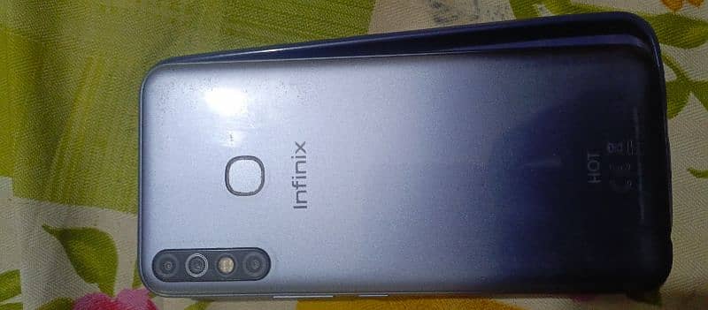 infinx  hot 8  4/64 all ok ha mobile 1