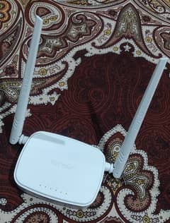 Tenda N300 WiFi Double Antena Router