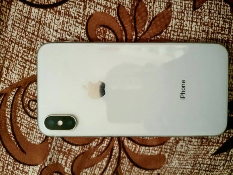 I phone x 64 gb pta approved 4