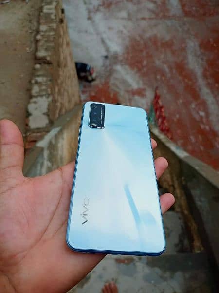 vivo Y20 what's app 03230915322 5