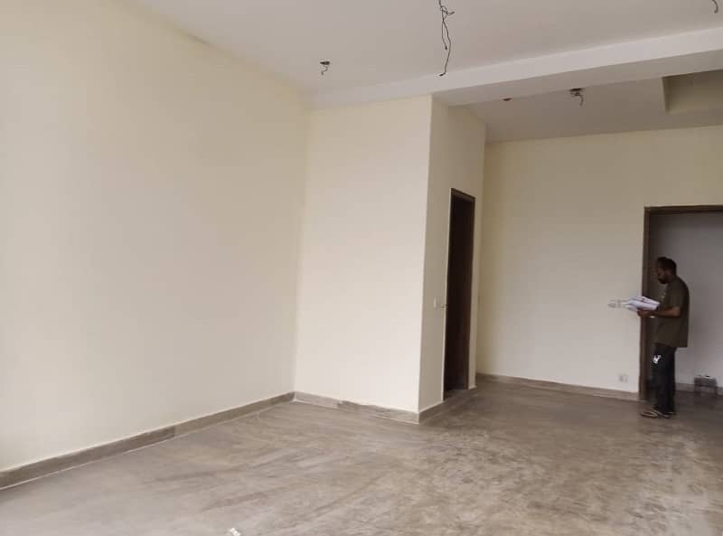 2 Marla 1st Floor Office For Rent In DHA Phase 4,Block AA, Reasonable Price And Suitable Location for Marketing Work Pakistan Punjab Lahore. 6