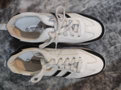 Sports shoes,size 41