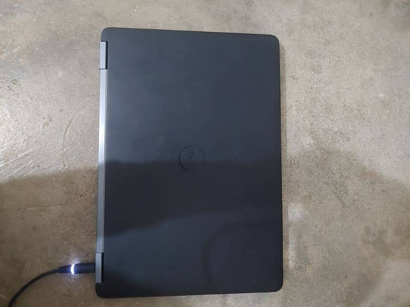 Dell Core I 5 6th gen Ultrabook 0