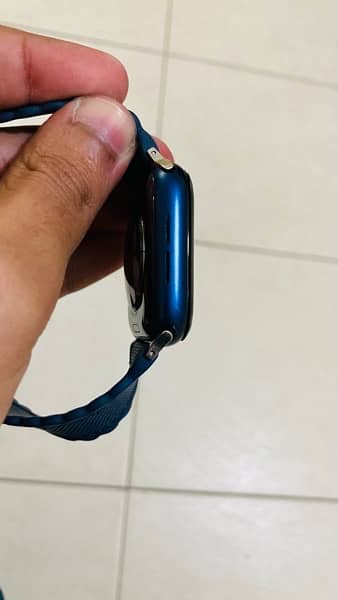 Apple Watch Series 6 44MM 3