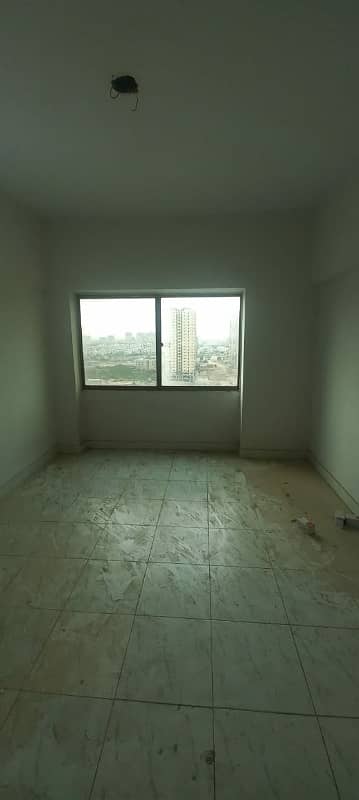 AMAZING 2 BED DD FLAT AVAILABLE FOR SALE 4