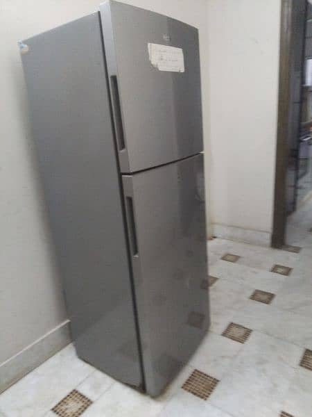 8/10 condition fridge for sale 4