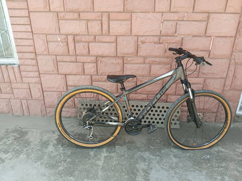 new condition imported bicycle 6