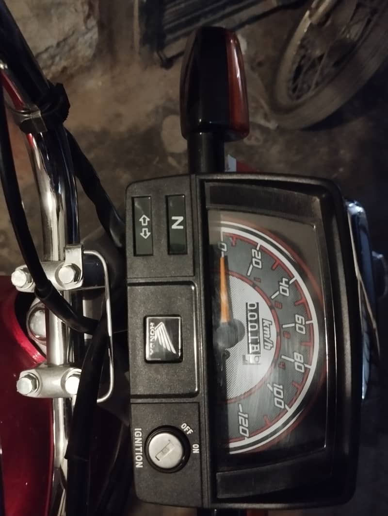 Honda 70 2024 Brand New Condition 3