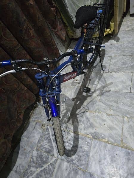 Bi cycle for sale 2