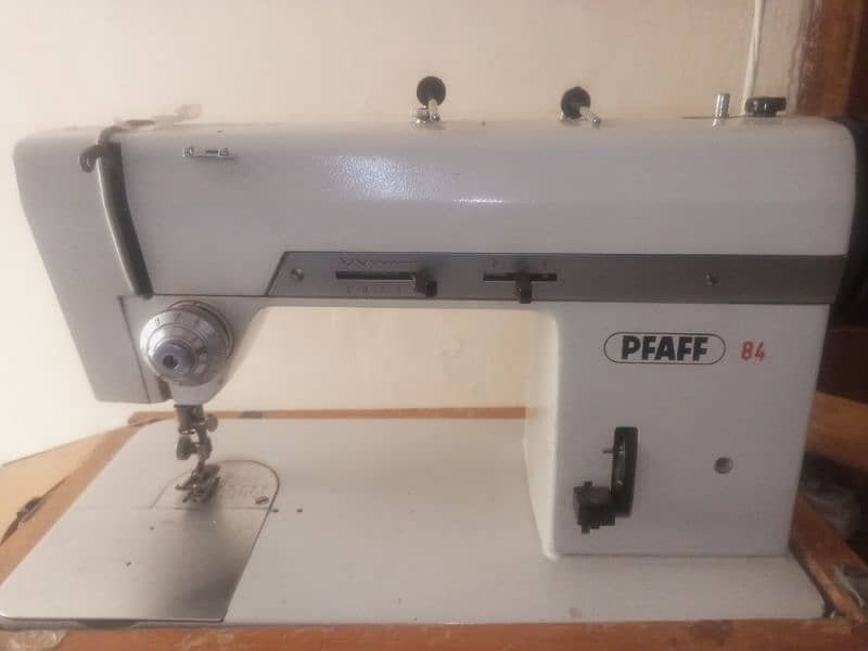 Pfaff 84 0