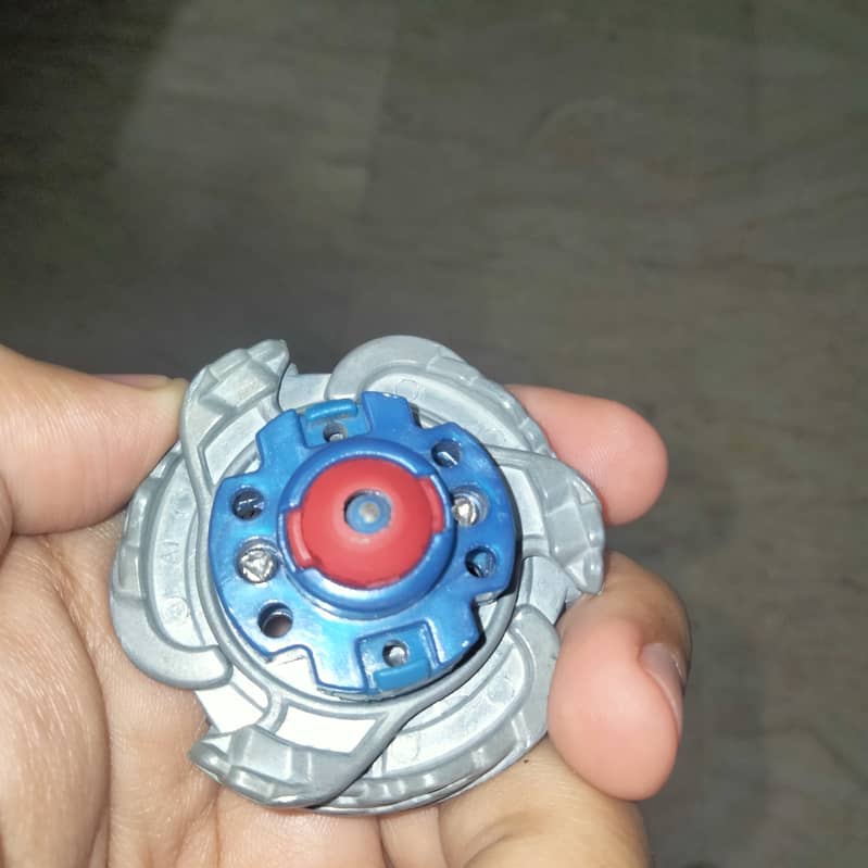 Selling my original Takara Tomy Metal Beyblades for sale 4