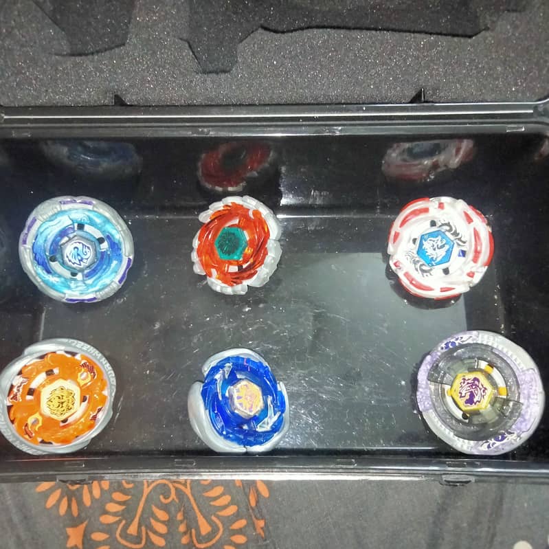 Selling my original Takara Tomy Metal Beyblades for sale 8