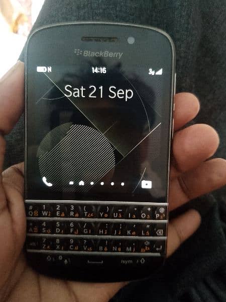 blackberry Q10 2GB/16gb 0