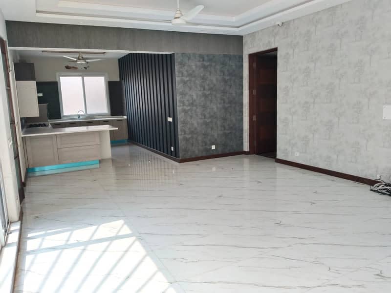 2 Kanal Luxury Bungalow With Swimming Pool Available For Rent in DHA Phase 5 Prime Location 8