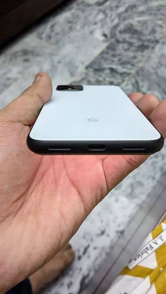 Google Pixel 4 128 GB 3