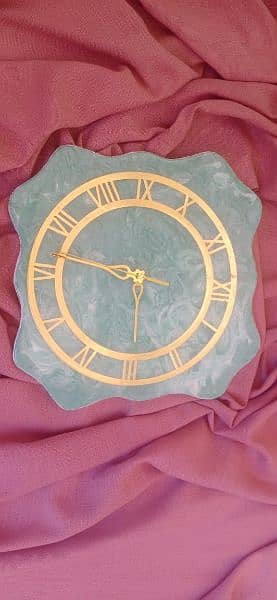 Resin clock 1