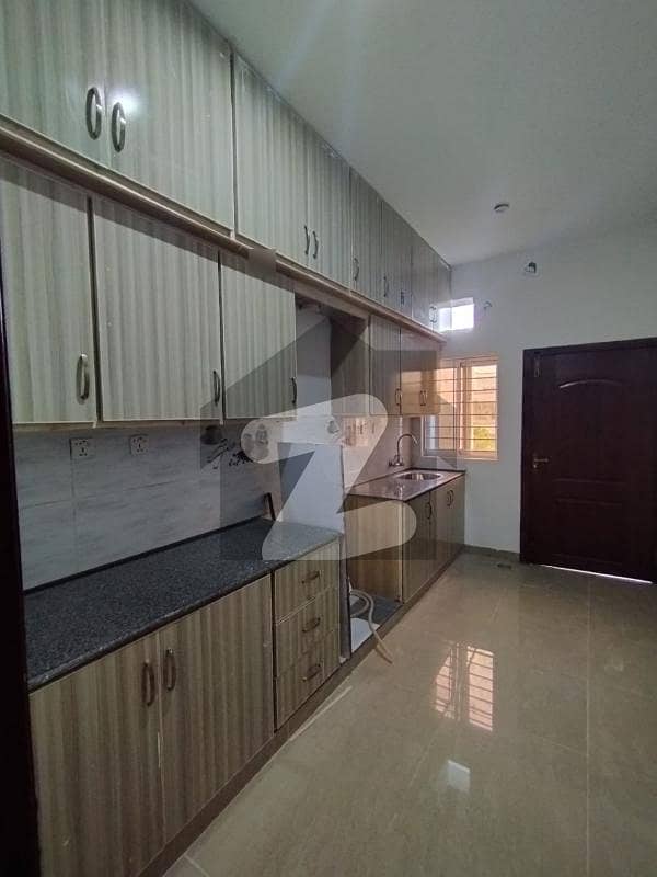 10 Marla upper portion for Rent in G-13/3 3