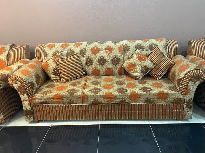 5 seater sofa set + Dewan 4