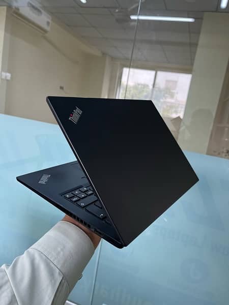 Lenovo ThinkPad X390 Core i5-8th 8/256 slim laptop for sale 5