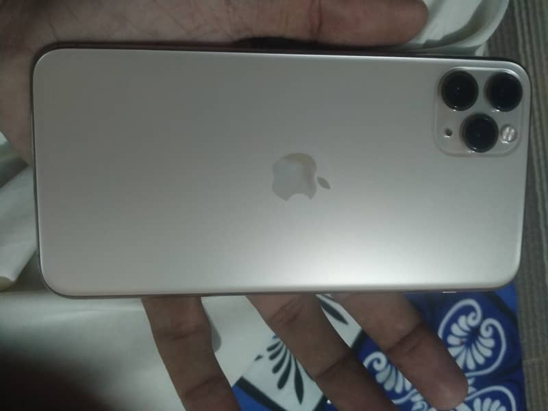 Iphone 11 Pro Max Water Sealed JV 1